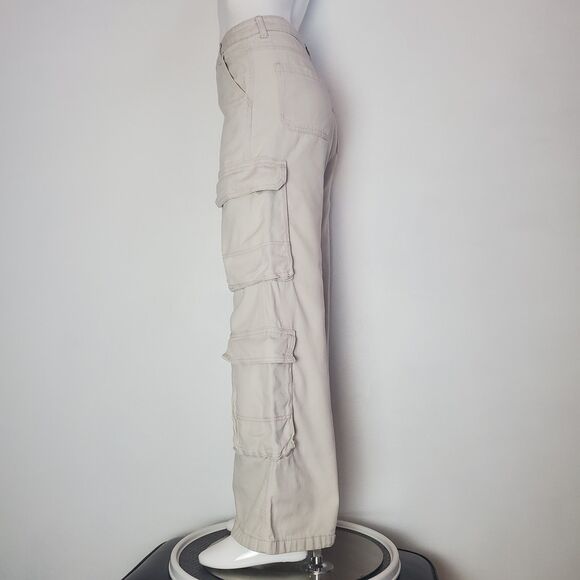 H&M Beige Wide Leg Cargo Pants - Picture 2 of 6